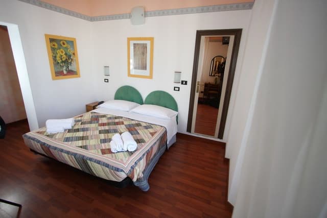 Standard Double or Twin Room, Ensuite