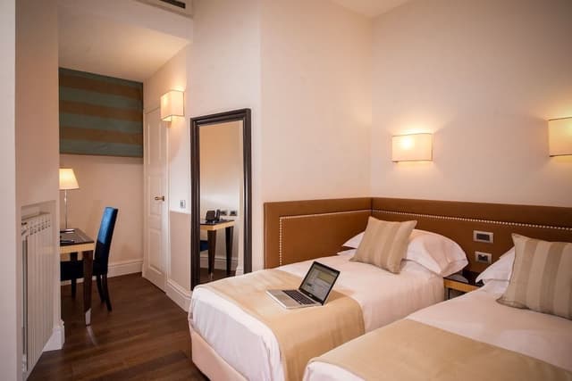 Double Room (Small)