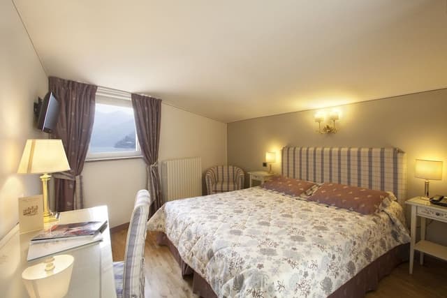Double Room, Lake View