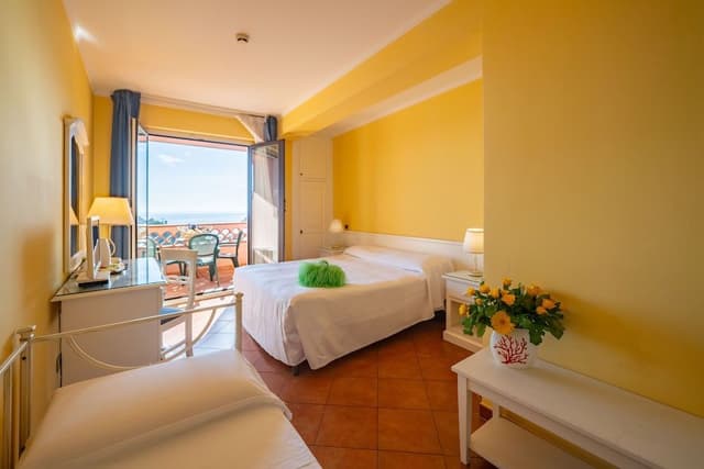 Deluxe Triple Room, Sea View