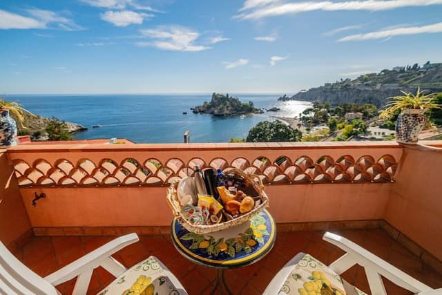 Deluxe Double or Twin Room, Sea View