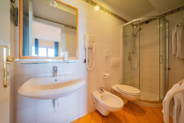 Deluxe Quadruple Room, Sea View