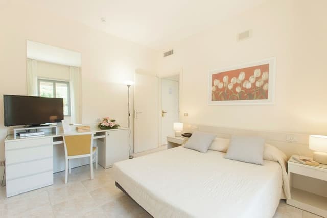 Standard Double Room, Hill View