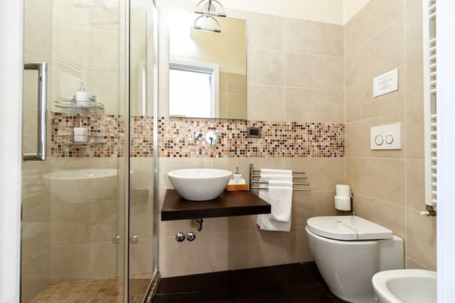 Classic Double Room, Ensuite