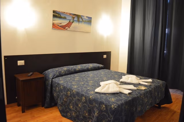 Economy Single Room, Shared Bathroom