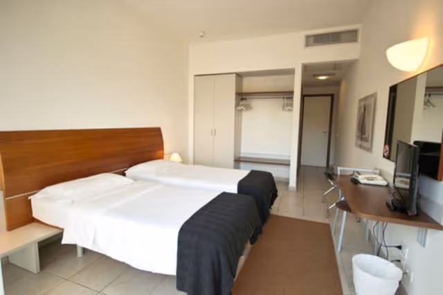 Standard Double Room, Balcony, Sea View (frontal)