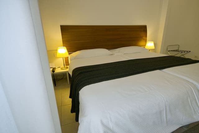 Economy Double Room (lateral garden view)