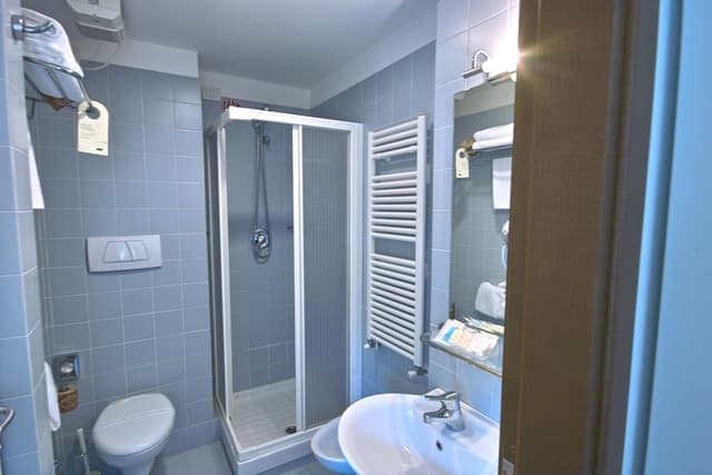 Economy Double Room (lateral garden view)