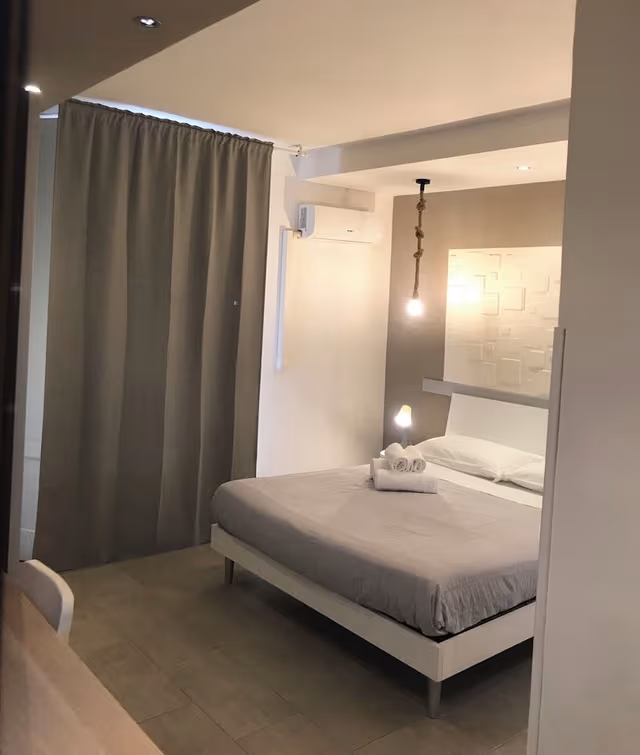 Superior Room, 1 Queen Bed, Balcony, City View