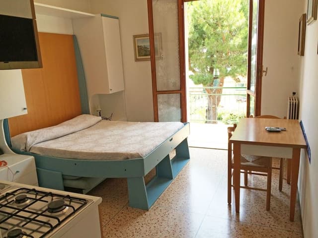 Studio, Kitchen