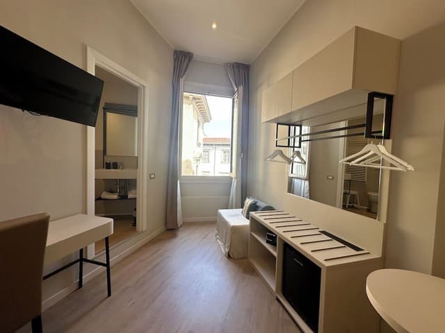 Comfort Triple Room, City View