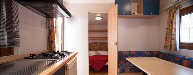 Mobile Home, 2 Bedrooms