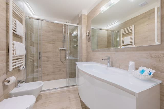 Double Room, 1 Queen Bed, Partial Sea View
