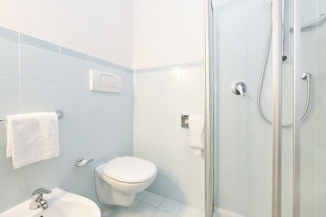 Classic Room, 1 Double Bed, Non Smoking (French Size Bed 140 Cm)