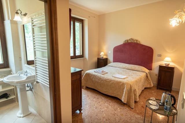 Classic Double Room