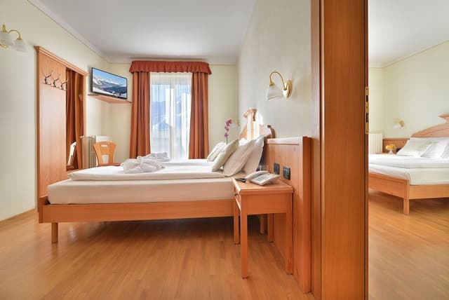 Comfort Quadruple Room, 2 Bedrooms, 2 Bathrooms, Mountain View