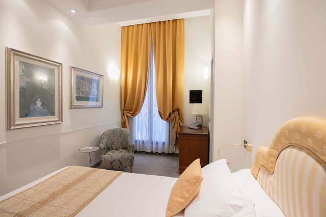 Classic Double Room, 1 King Bed