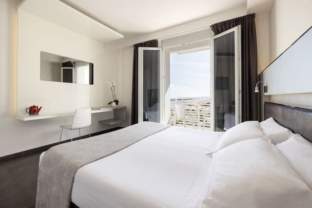 Standard Double or Twin Room, Partial Sea View