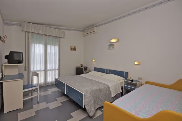 Economy Quadruple Room