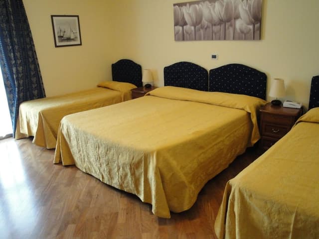 Standard Quadruple Room, Balcony