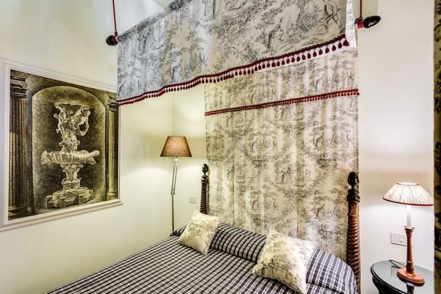 Double Room With Private External Bathroom