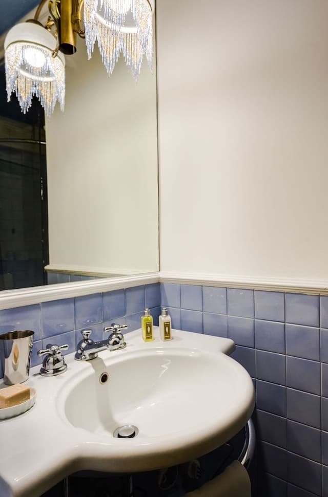 Comfort Double or Twin Room With Private External Bathroom