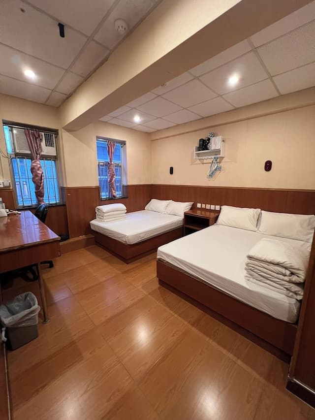 Junior Quadruple Room