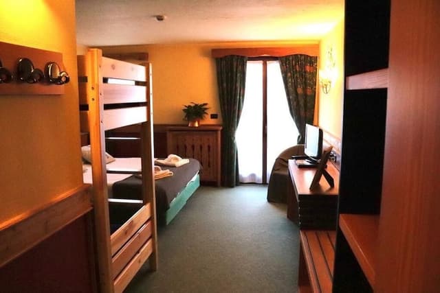 Premium Quadruple Room, Balcony