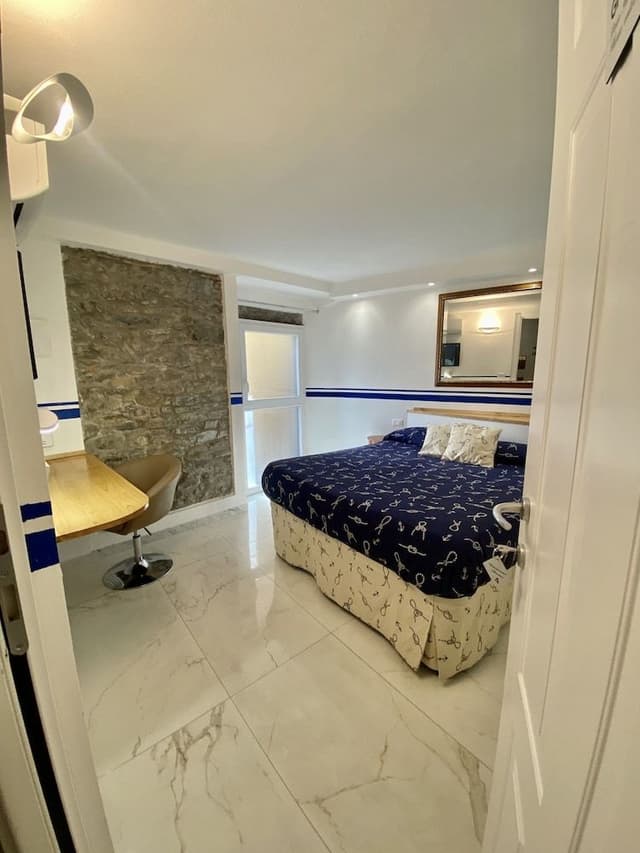 Standard Room, 1 King Bed, Air conditioning, Ground Floor