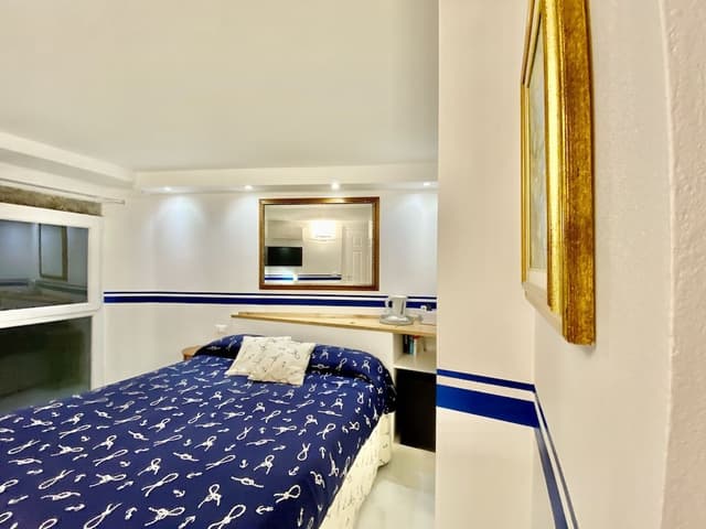 Standard Room, 1 King Bed, Air conditioning, Ground Floor