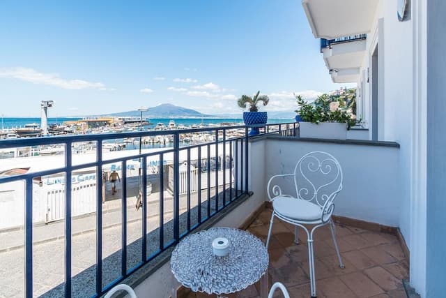 Family Suite, 1 Bedroom, Bathtub, Sea View