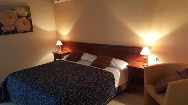 Quad Room