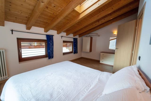 Apartment, 3 Bedrooms, Lake View