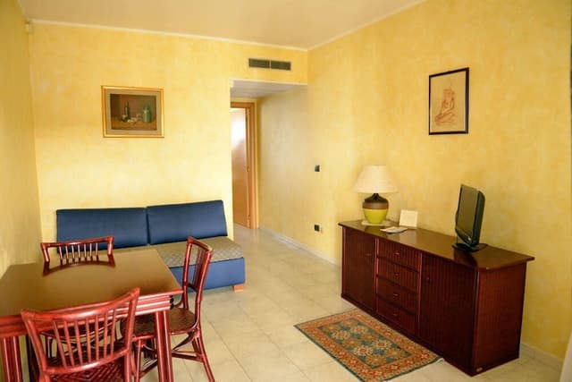 Quad Room