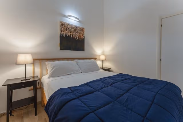 Deluxe Studio (A)