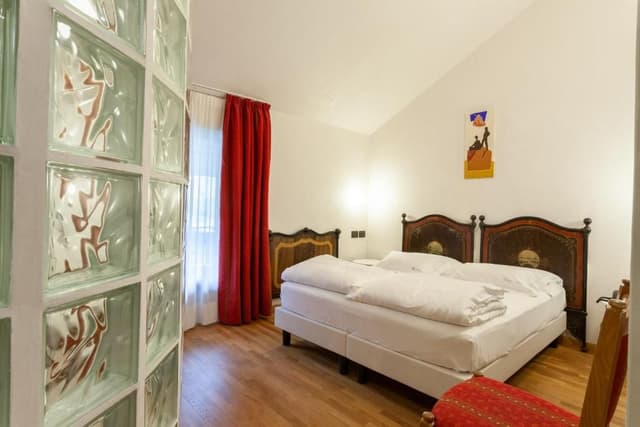 Large Single Room
