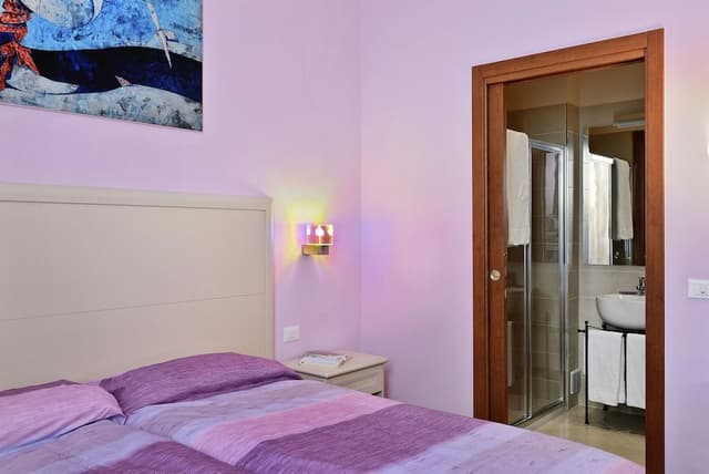 Comfort Double or Twin Room