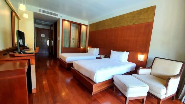 Deluxe Double or Twin Room with Garden View