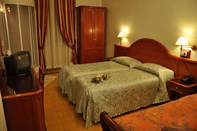 Economy Double or Twin Room, Non Smoking, Shared Bathroom (External bathroom)