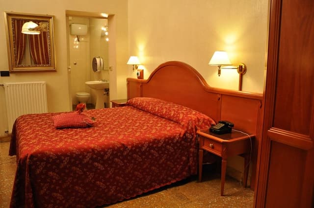 Classic Double or Twin Room, 1 King Bed, Non Smoking, Ensuite