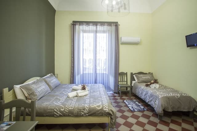 Triple Room