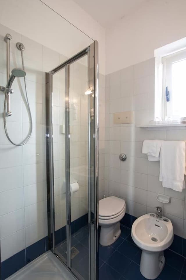 Superior Double or Twin Room, Lake View