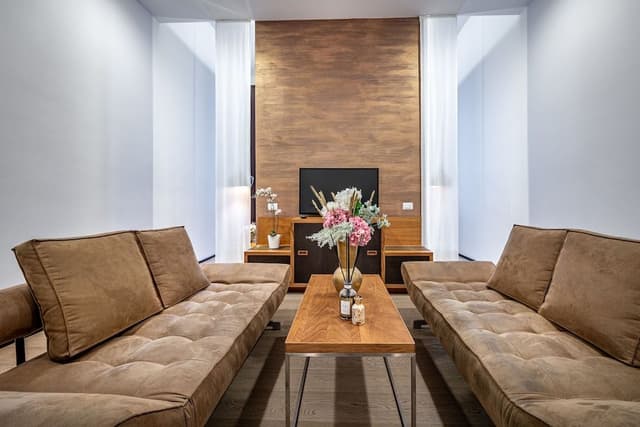 Suite, River View