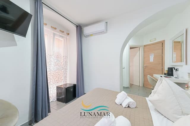 Double Room, 1 Queen Bed, Ensuite