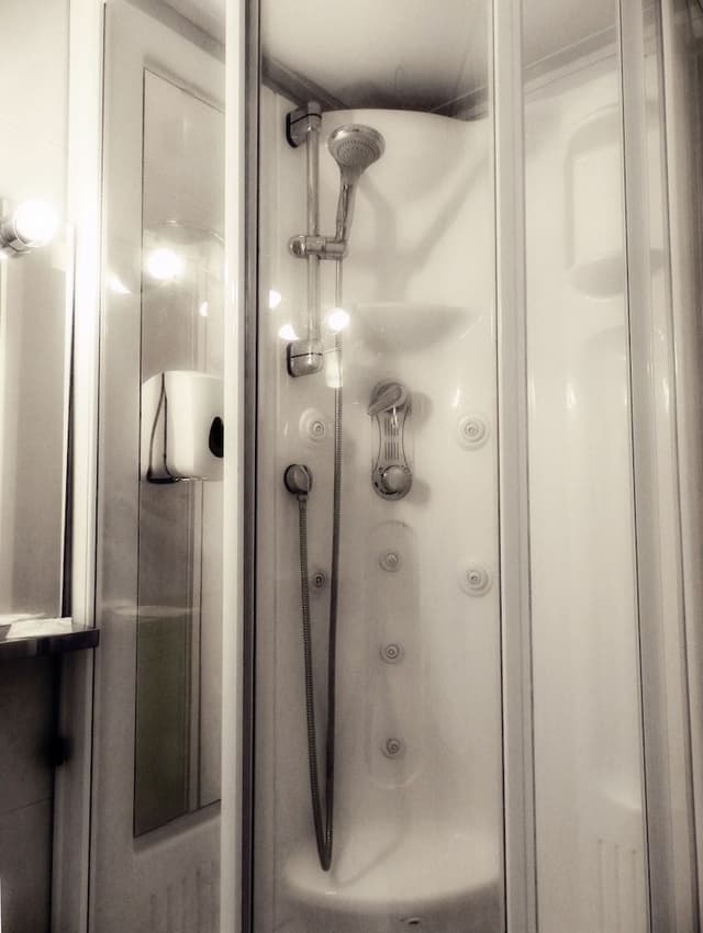 Quadruple Room, Private Bathroom