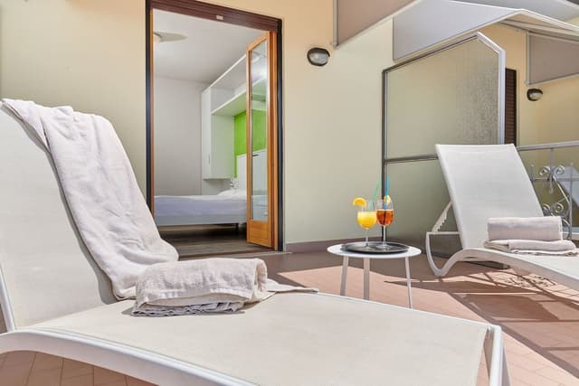 Exclusive Double Room, 1 King Bed, Terrace, Lake View
