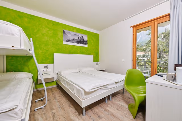 Smart Room (3 PAX)