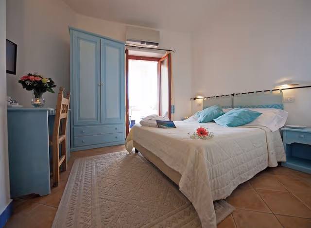 Superior Room - Sea View - LIVING BALCONY