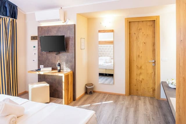 Double Room (Dependance)