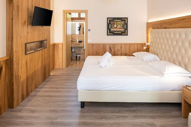 Double Room, 1 Double Bed with Sofa bed, Garden View (Dependance)